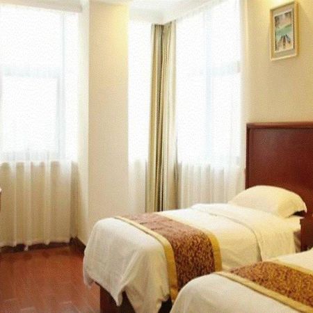 Greentree Inn Jiangxi Nanchang Xihu District Zhanqian W Business Hotel Εξωτερικό φωτογραφία