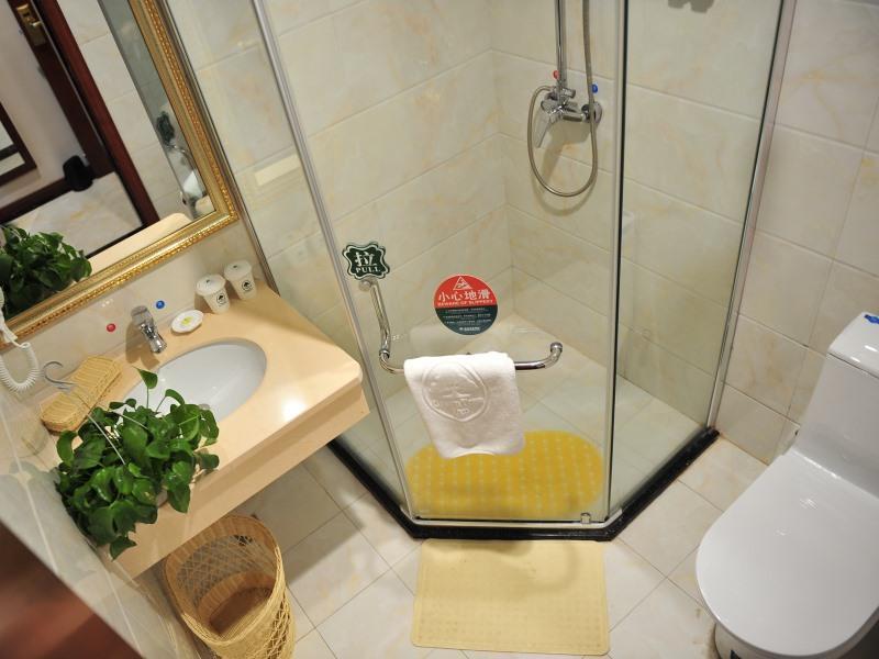 Greentree Inn Jiangxi Nanchang Xihu District Zhanqian W Business Hotel Εξωτερικό φωτογραφία