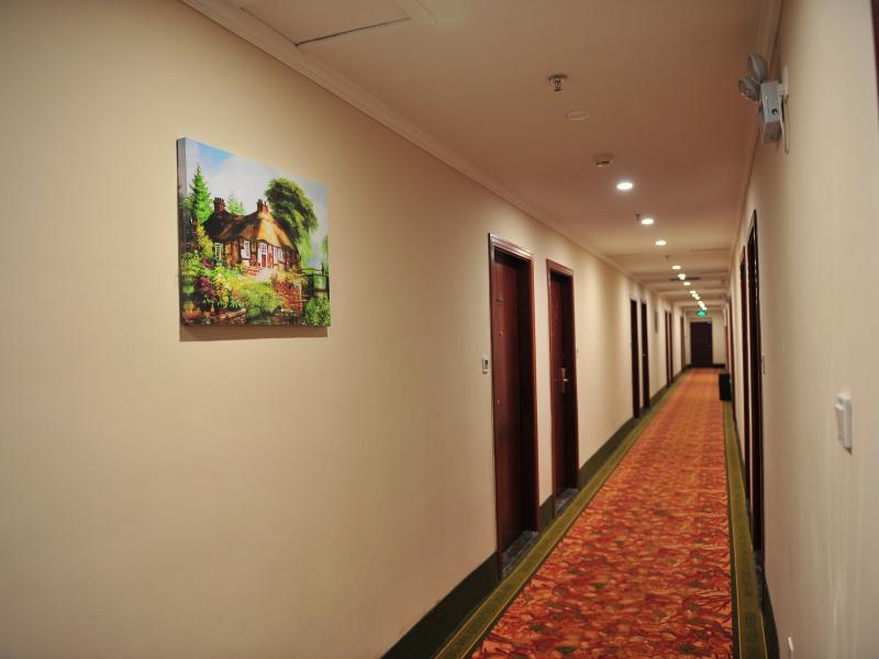 Greentree Inn Jiangxi Nanchang Xihu District Zhanqian W Business Hotel Εξωτερικό φωτογραφία